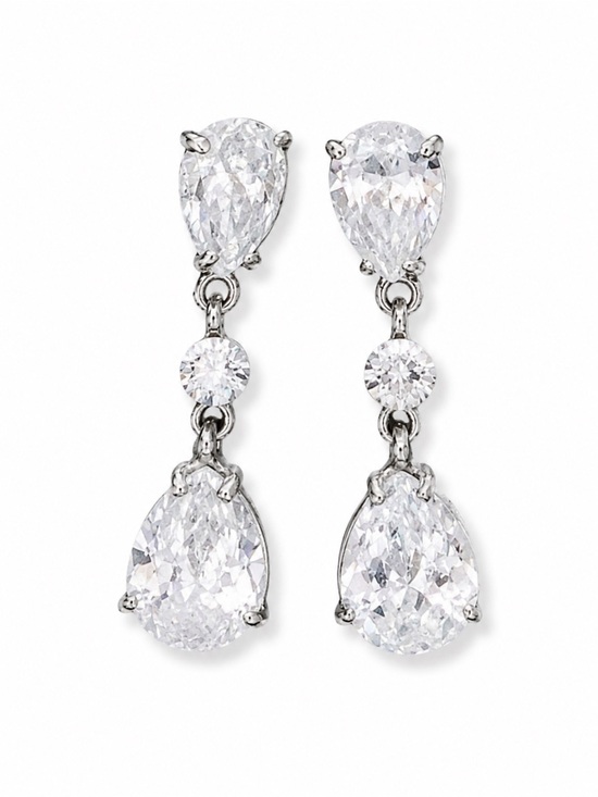 Jewelry - Elegant Silver Drop Earrings